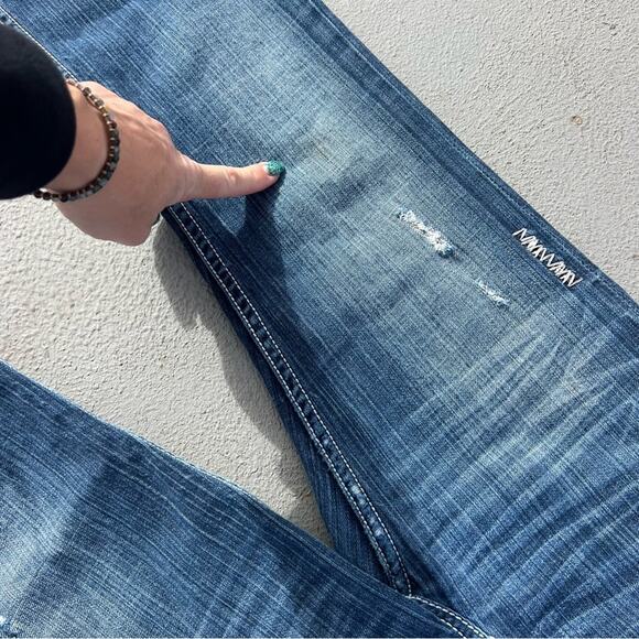 Buckle BKE Sabrina 27R Flare Jeans HEMMED to 29” - Picture 9 of 10